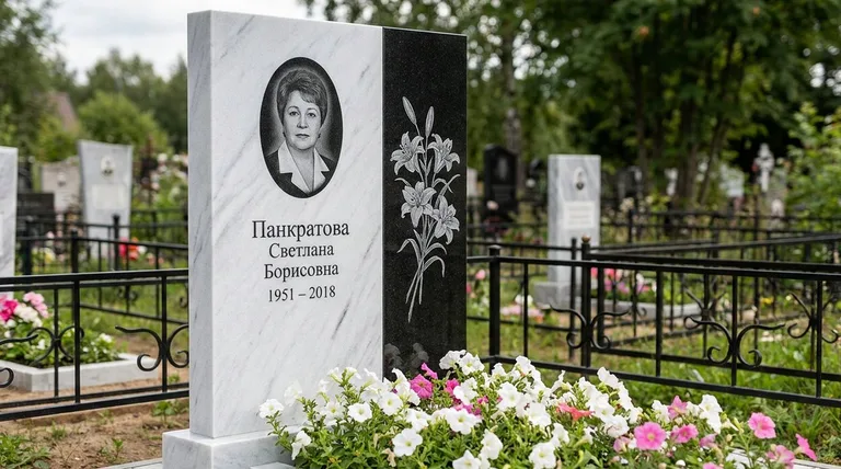 Памятник с гравировкой лилий — выполненная работа «Панкратова» в Тюмени