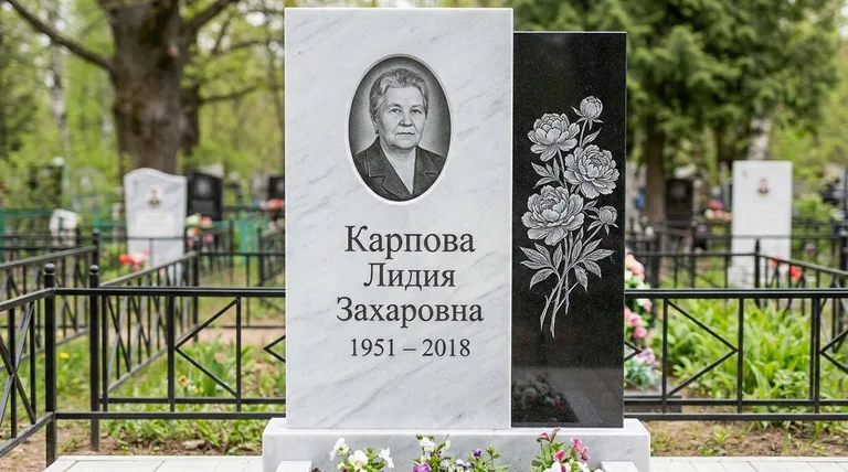 Памятник с гравировкой пионов — выполненная работа «Карпова» в Тюмени