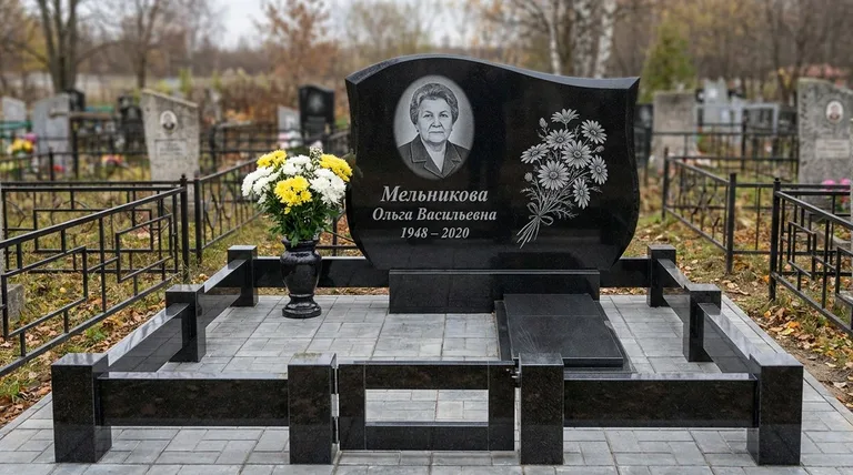 Памятник с гравировкой ромашек — выполненная работа «Мельникова» в Тюмени