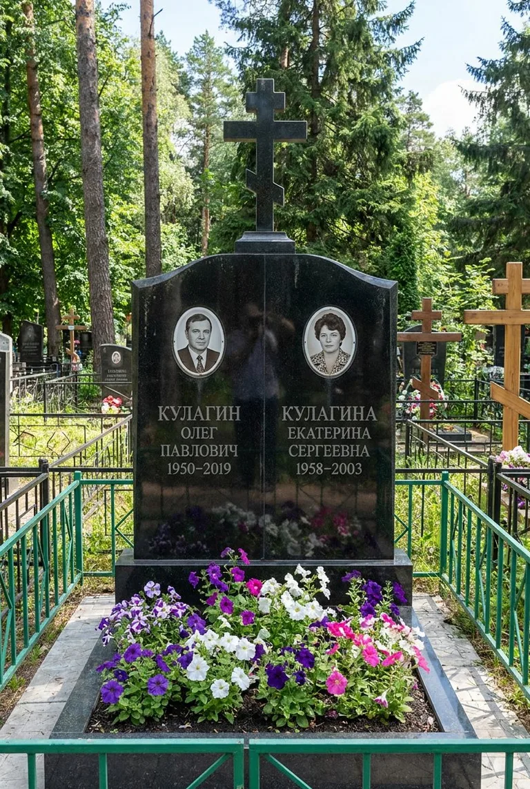 Аллея на Южном кладбище в Самаре