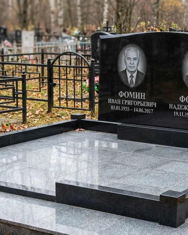 Премиум-комплекс под ключ с вазами и скамьёй в Тюмени