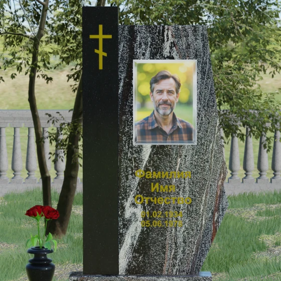 Гранитный православный памятник с крестом в Перми, гранит амфиболит