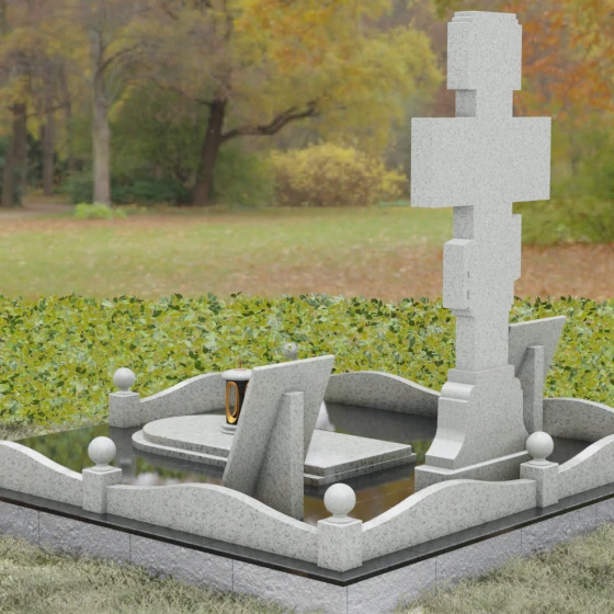 Комбинированный вертикальный православный памятник с крестом во Владивостоке, гранит Мансуровский, вид 3