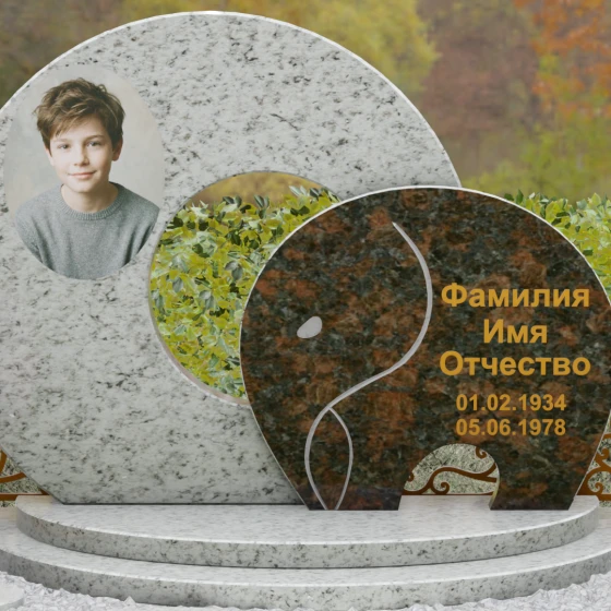 Комбинированный горизонтальный памятник в Барнауле, гранит Мансуровский