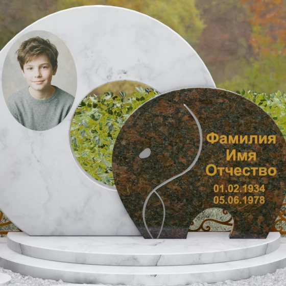 Комбинированный горизонтальный памятник в Барнауле, мрамор Тассос